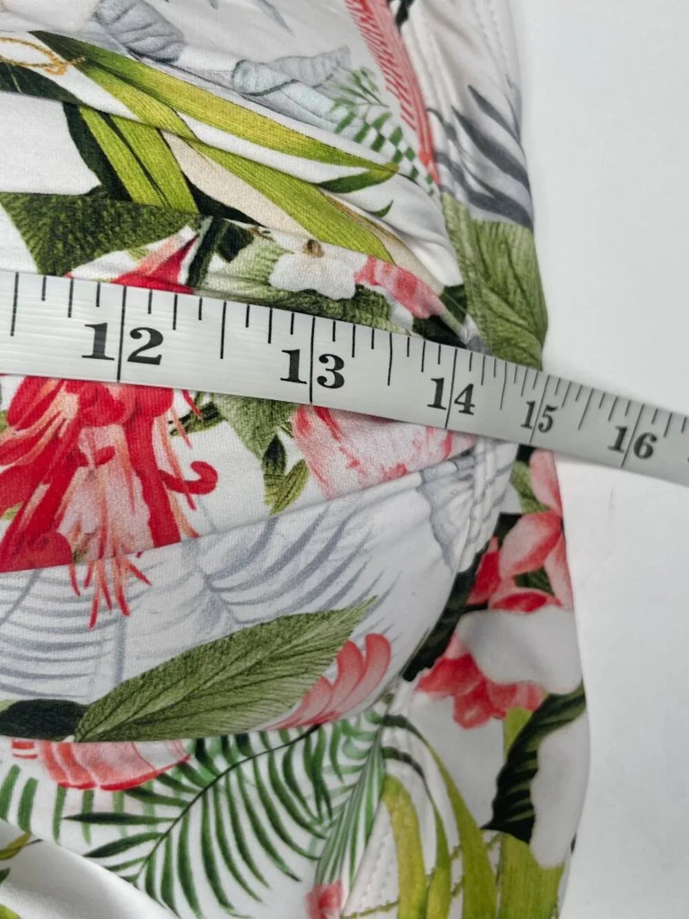 Nip Tuck Swim Tropical White Floral One Piece Swimsuit Size 12 Resortcore